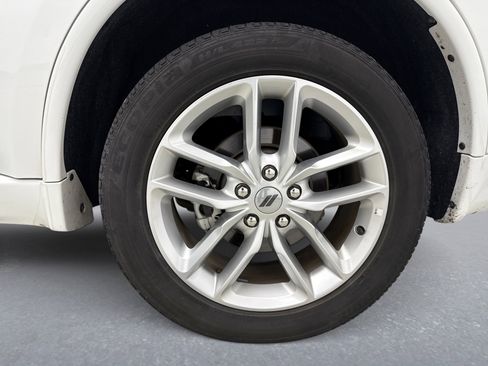 Used 2024 Dodge Durango GT image 24