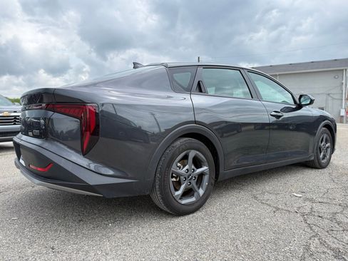 Used 2025 Kia K4 FWD image 6