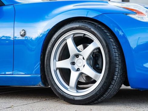 Used 2012 Nissan 370Z Coupe image 37