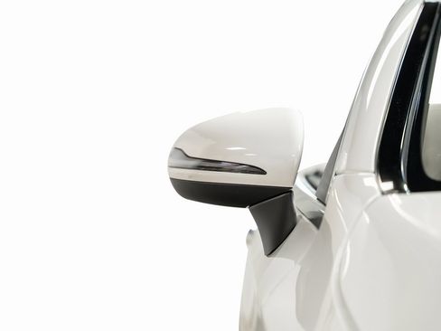 Used 2019 Mercedes-Benz C 300 4MATIC Cabriolet w/ Multimedia Package image 9