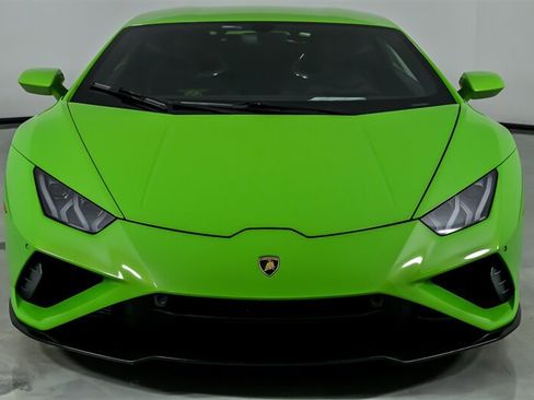 Used 2022 Lamborghini Huracan EVO RWD image 5