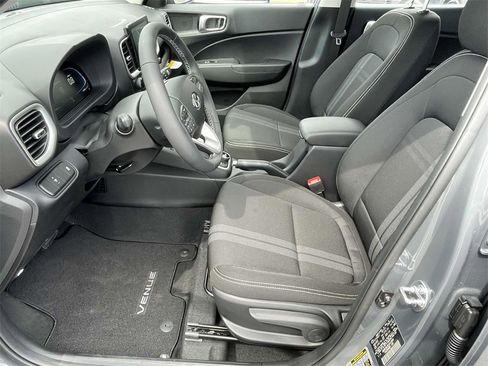 New 2026 Hyundai Venue SEL image 13
