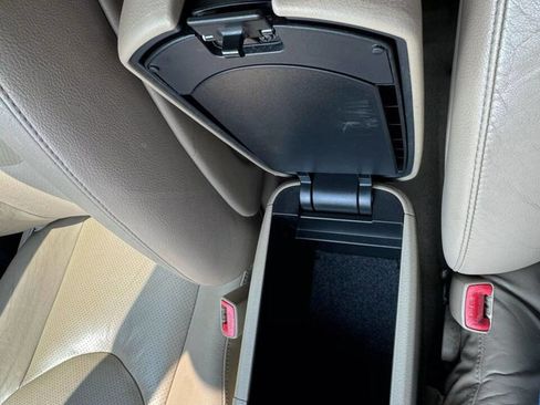 Used 2012 Toyota RAV4 Limited image 25