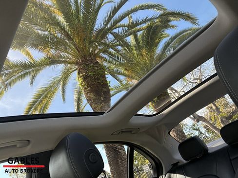 Used 2017 Mercedes-Benz C 300 Sedan image 28