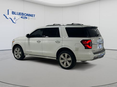 Used 2023 Ford Expedition Platinum RWD image 5