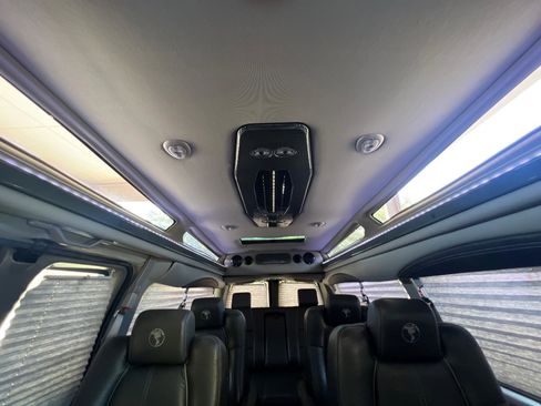 Used 2016 GMC Savana 2500 Extended image 57