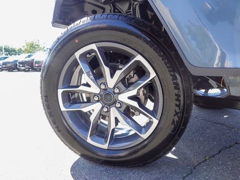 Used 2024 Jeep Wrangler Unlimited AWD/4WD image 10