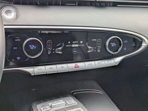 Used 2025 Genesis GV70 2.5T image 23