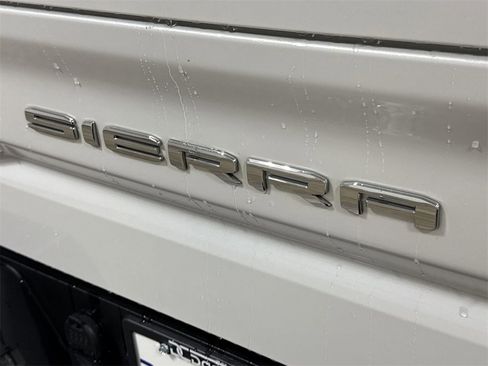 Used 2021 GMC Sierra 1500 SLT w/ SLT Premium Plus Package image 28