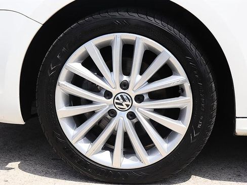 Used 2013 Volkswagen Jetta SEL FWD image 42