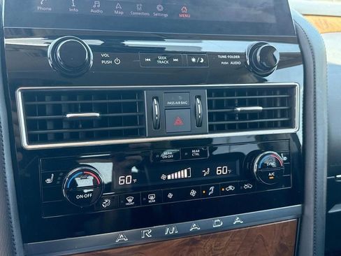 Used 2023 Nissan Armada SL w/ Captain's Chairs Package image 16