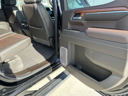 Used 2023 GMC Sierra 1500 Denali w/ Denali Reserve Package image 30