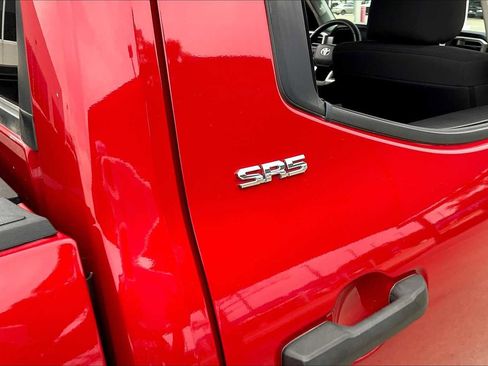 Used 2022 Toyota Tundra SR5 image 9