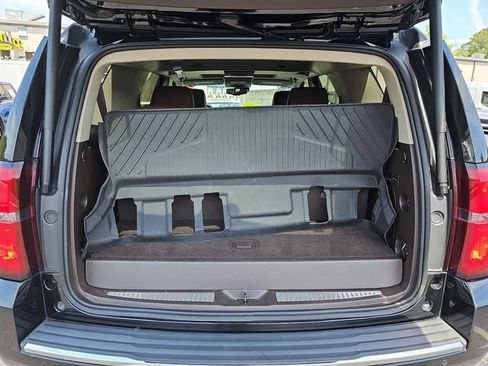 Used 2019 Chevrolet Tahoe Premier AWD/4WD image 15