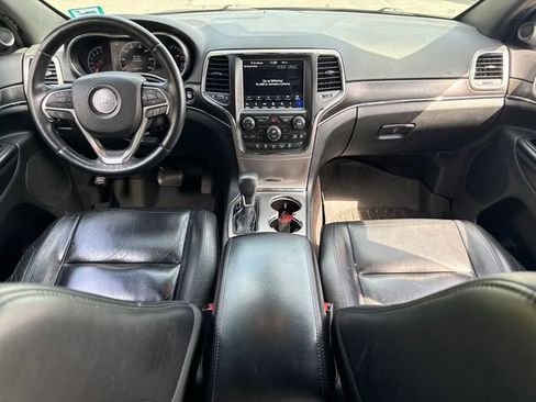 Used 2018 Jeep Grand Cherokee Limited w/ Trailer Tow Group IV image 16