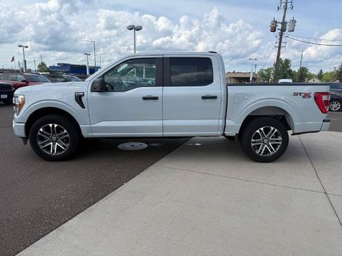 Certified 2021 Ford F150 XL w/ STX Appearance Package AWD/4WD image 4