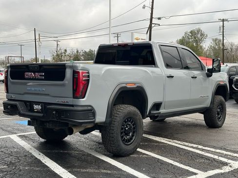 Used 2024 GMC Sierra 2500 AT4X w/ AT4X AEV Edition image 7