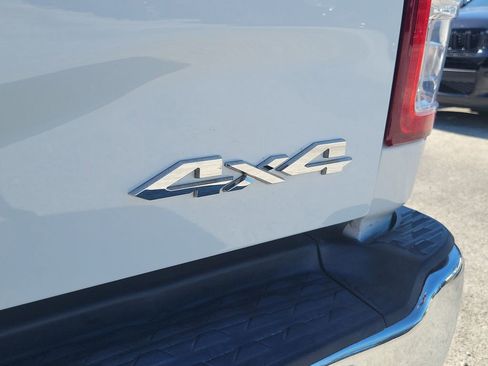 Used 2020 RAM 3500 Tradesman w/ Chrome Appearance Group image 6