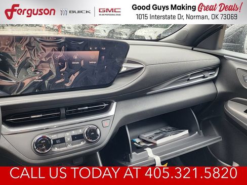 New 2026 Buick Envista Preferred w/ Convenience I Package FWD image 31
