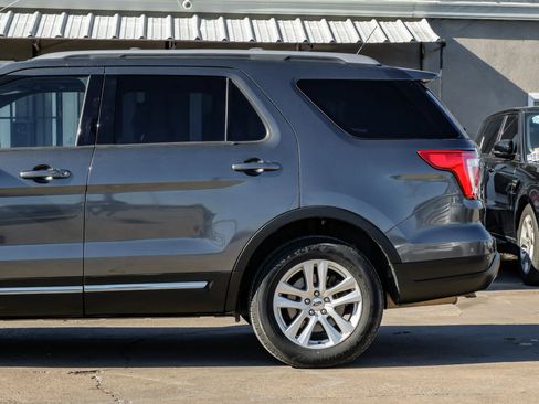 Used 2019 Ford Explorer XLT w/ Equipment Group 201A image 17