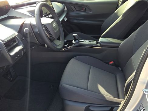 New 2026 Toyota Prius LE image 17