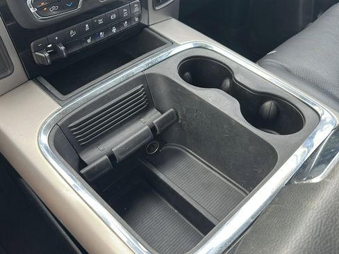 Used 2018 RAM 2500 Laramie w/ Sport Appearance Group image 36