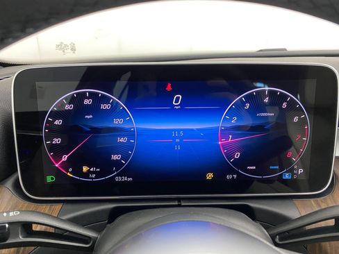 Certified 2025 Mercedes-Benz C 300 4MATIC Sedan image 19