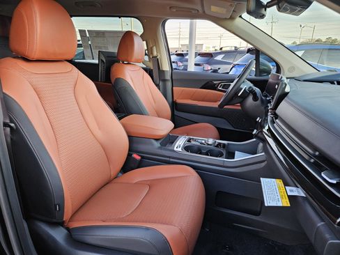 New 2026 Kia Carnival SX Prestige image 12