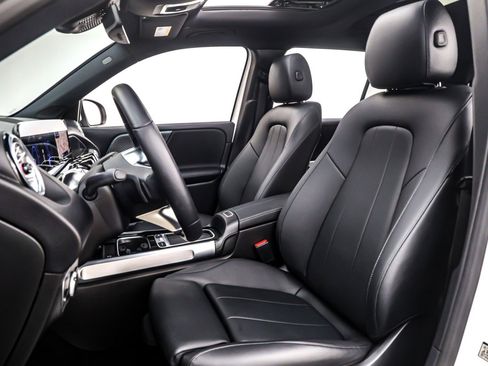 Used 2024 Mercedes-Benz EQB 250+ image 17