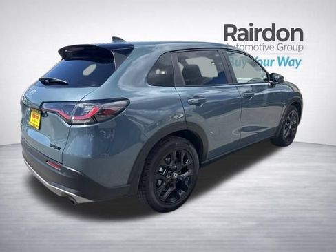 Used 2023 Honda HR-V Sport image 7