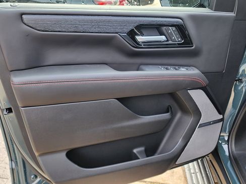 New 2026 GMC Yukon AT4 Ultimate image 12