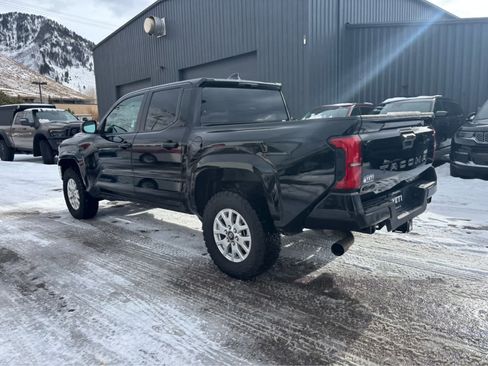 Used 2024 Toyota Tacoma SR5 image 6