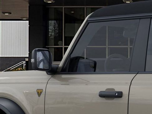 New 2025 Ford Bronco Badlands image 22