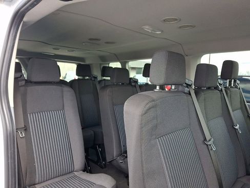 Used 2018 Ford Transit 350 XL image 11