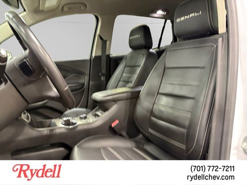 Used 2022 GMC Terrain Denali AWD/4WD image 10