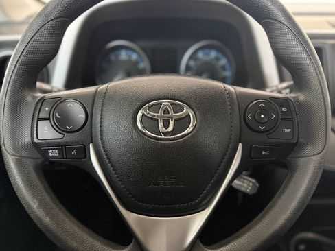 Used 2017 Toyota RAV4 LE w/ Carpet Mat Package AWD/4WD image 26