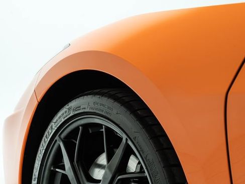 Used 2022 Chevrolet Corvette Stingray Premium Conv w/ Z51 Performance Package image 22