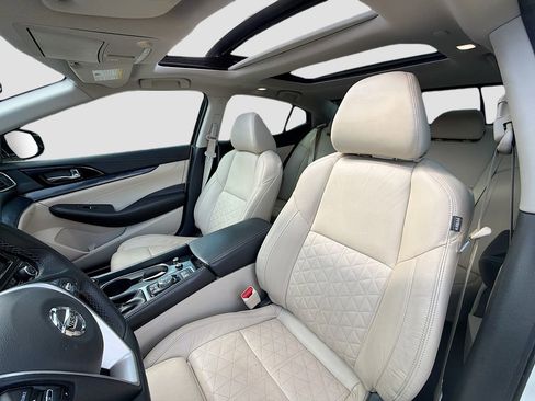 Used 2021 Nissan Maxima Platinum w/ Sport Mat Group FWD image 20