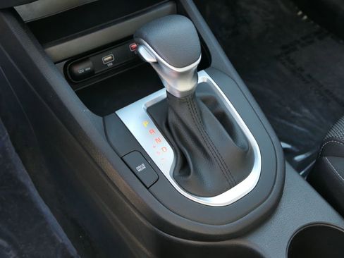 Used 2024 Kia Forte LXS image 23