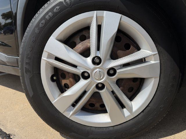 Used 2020 Nissan Kicks S FWD image 8