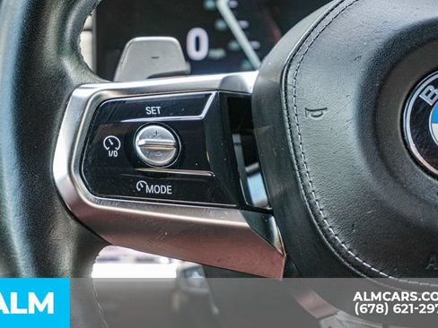 Used 2023 BMW 760i xDrive AWD/4WD image 28