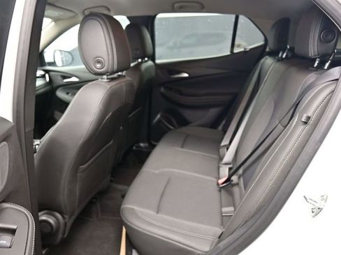 Used 2025 Buick Encore GX Preferred AWD/4WD image 24