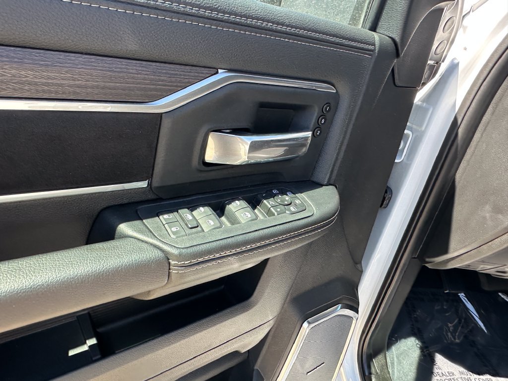 New 2026 RAM 2500 Laramie AWD/4WD image 22