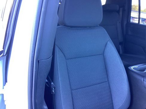 Used 2023 Chevrolet Suburban LS image 19