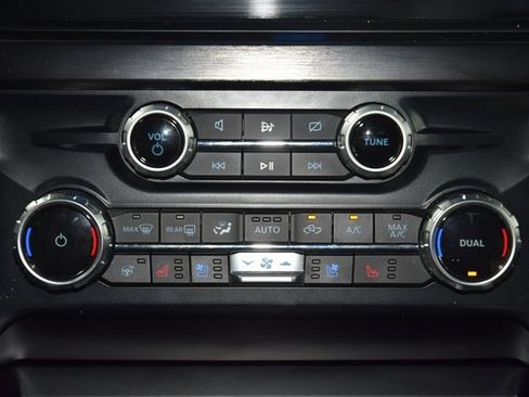 Used 2023 Ford F250 Lariat w/ Sport Appearance Package image 29