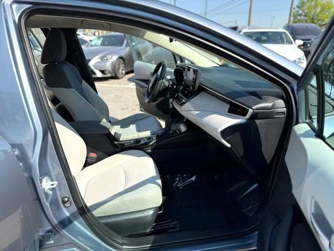 Used 2021 Toyota Corolla L image 34