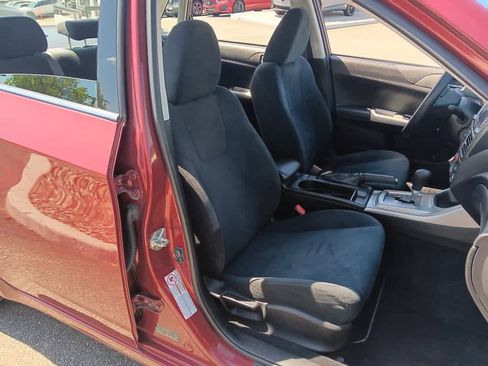 Used 2010 Subaru Impreza 2.5i AWD/4WD image 17