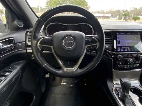 Used 2020 Jeep Grand Cherokee Overland image 6