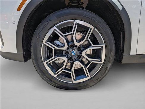 New 2026 BMW X2 xDrive28i w/ Convenience Package AWD/4WD image 10