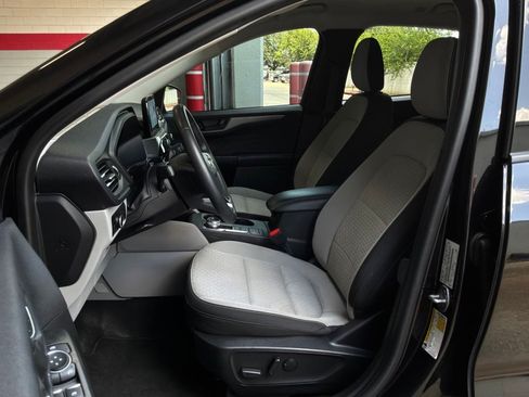 Used 2023 Ford Escape Active FWD image 10